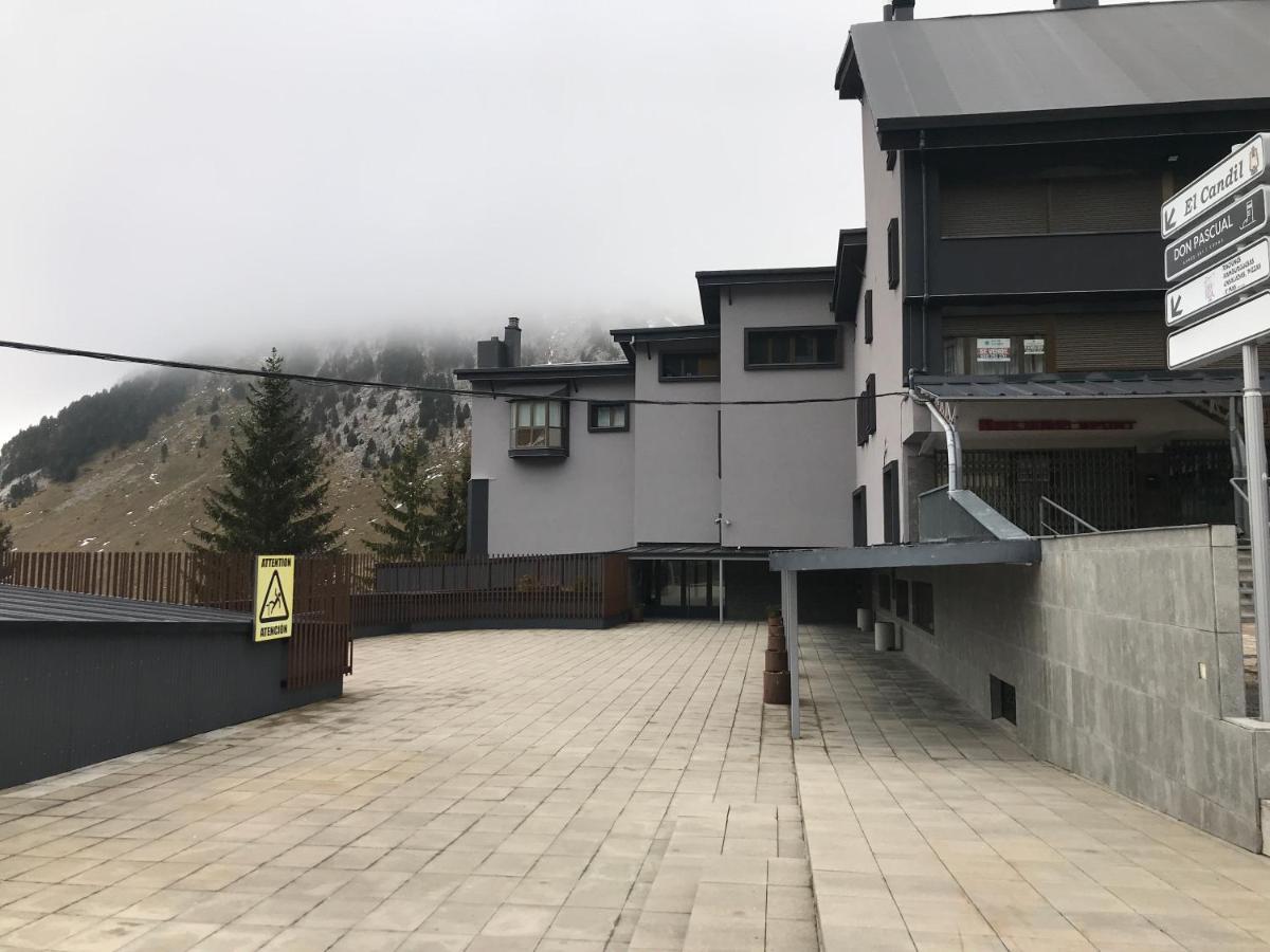Tobazo Candanchu Pie De Pista Экстерьер фото